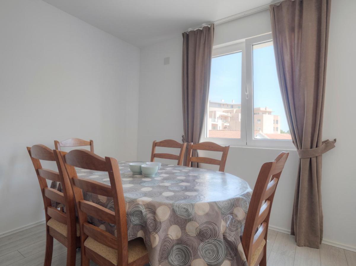 Family Three Bedroom Apartment Brando Будва Екстер'єр фото